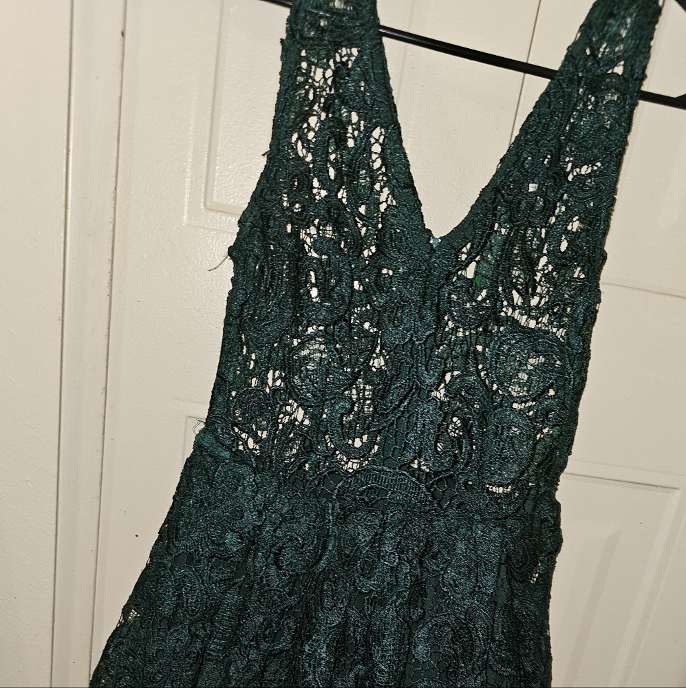 Beautiful Forrest Green Lace Dress